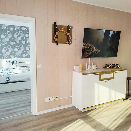 Modernes Wohlfuehl-apartment Mit Stil